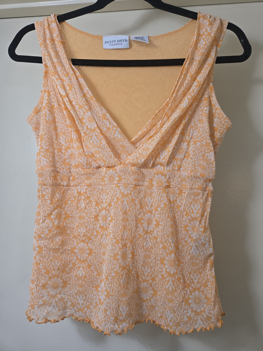 Jaclyn Smith Peach and White Floral V-Neck Camisole Top